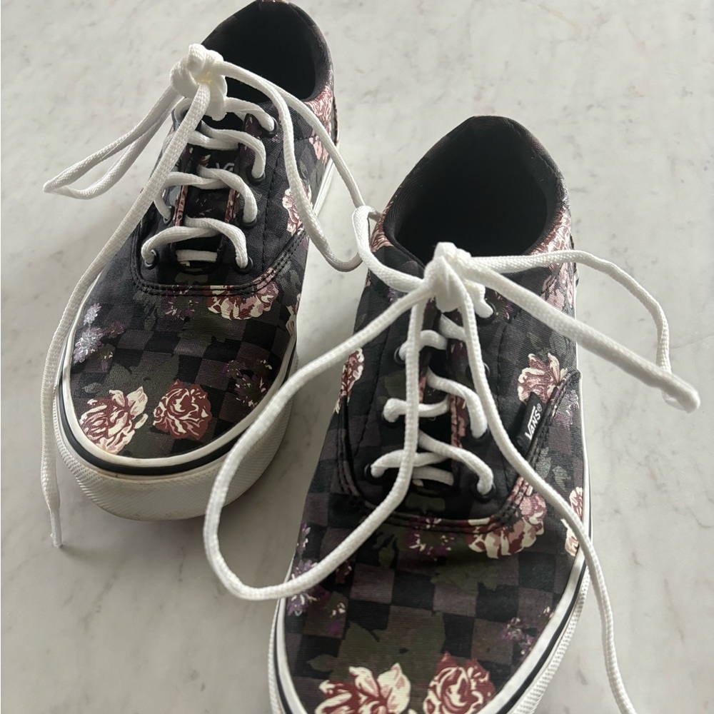 Vans Off the Wall W Dohoney Tennis Shoe Skate Missy Women 6 Flower Rose Checker